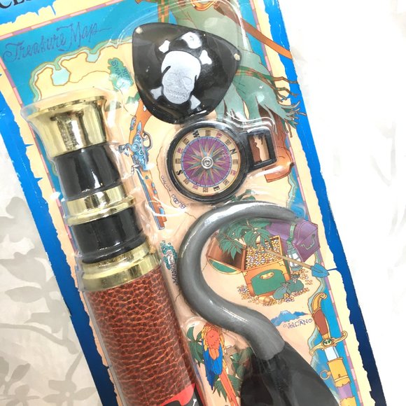 Pirate Accessory Kit NWT NOS - Picture 3 of 8